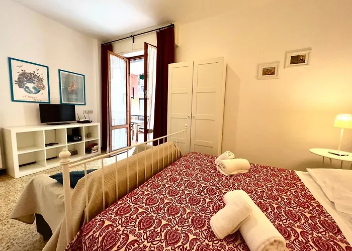 Monterosso Old דירה *