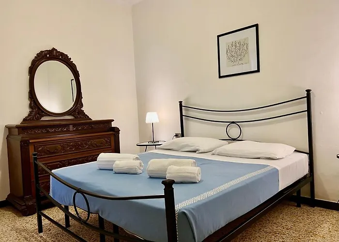 Monterosso Old דירה